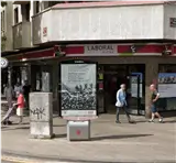 Mupi publicitario en la esquina de Miguel Villanueva con Vara de Rey, Logroño